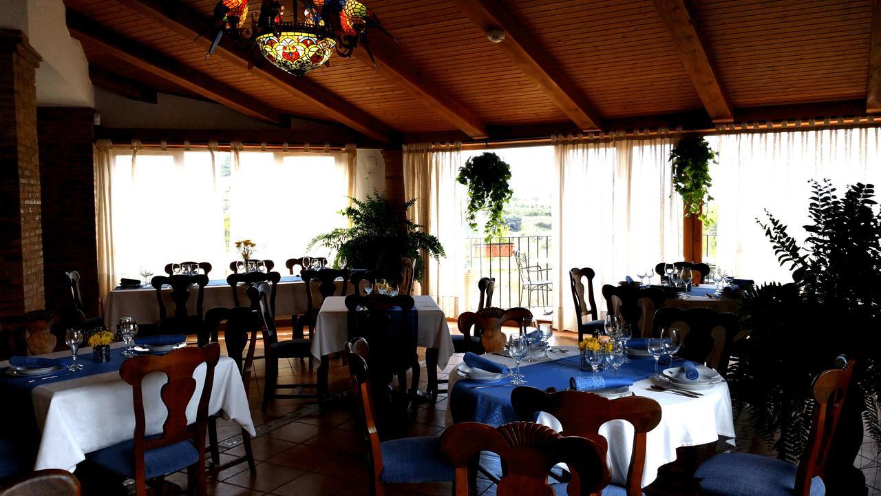 Podiumberg Hotel Quatretondeta Ngoại thất bức ảnh