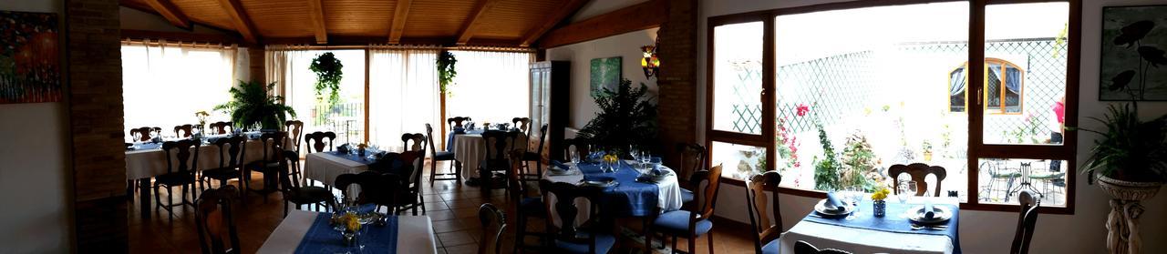 Podiumberg Hotel Quatretondeta Ngoại thất bức ảnh