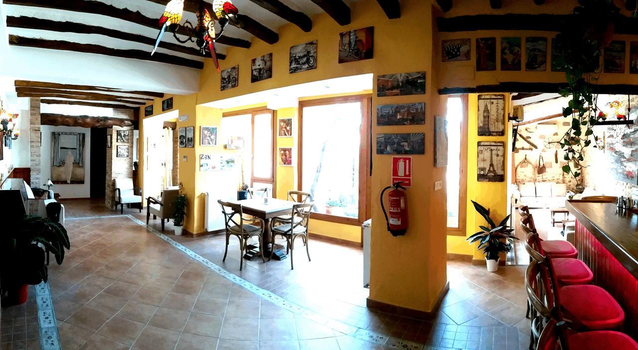 Podiumberg Hotel Quatretondeta Ngoại thất bức ảnh
