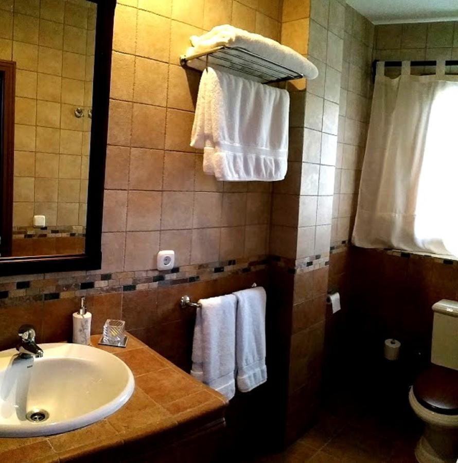 Podiumberg Hotel Quatretondeta Ngoại thất bức ảnh
